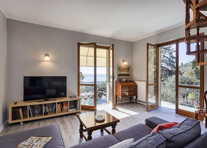 Apartmán Seaview With Garden In By Wonderful Italy *